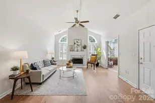 9920 Park Willow Dr, Charlotte, NC 28210 - Photo 2