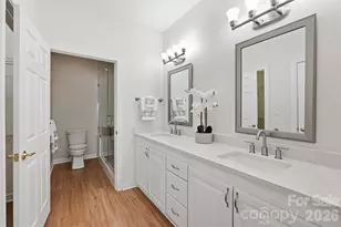 9920 Park Willow Dr, Charlotte, NC 28210 - Photo 16
