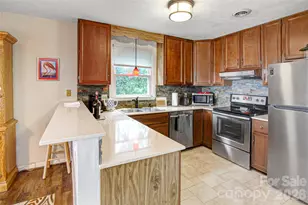 121 Toxaway Vws Dr, Lake Toxaway, NC 28747 - Photo 18