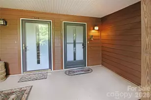 121 Toxaway Vws Dr, Lake Toxaway, NC 28747 - Photo 4