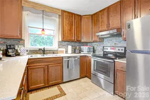121 Toxaway Vws Dr, Lake Toxaway, NC 28747 - Photo 22