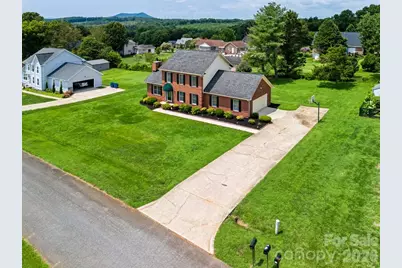 5139 Butner Drive, Hickory, NC 28602 - Photo 2
