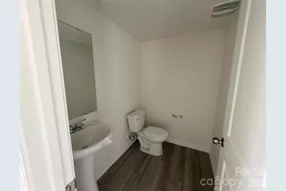 211 E 8th Avenue, Gastonia, NC 28054 - Photo 10