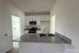 211 E 8th Ave, Gastonia, NC 28054 - Photo 6