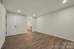 8027 Cedar Glen Dr, Charlotte, NC 28212 - Photo 16
