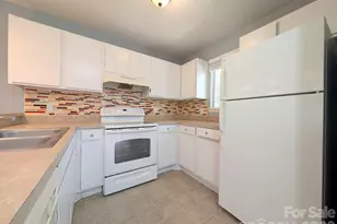 1687 Eagles Pl, Rock Hill, SC 29732 - Photo 4