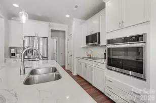 188 Fairhaven Dr, Salisbury, NC 28146 - Photo 8