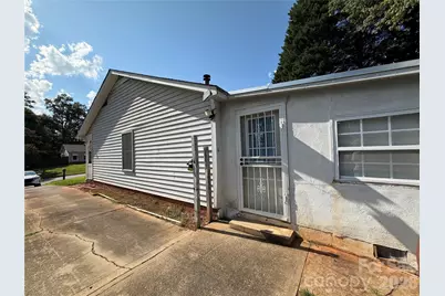 5124 Poplar Springs Drive, Charlotte, NC 28269 - Photo 4