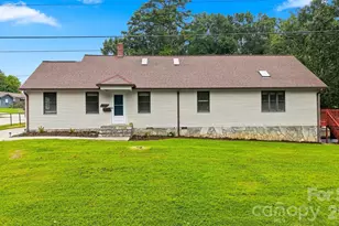 512 Garrou Ave SE, Valdese, NC 28690 - Photo 2