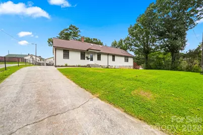 512 Garrou Avenue SE, Valdese, NC 28690 - Photo 42