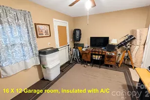 253 Royalwood Dr, Zirconia, NC 28790 - Photo 18