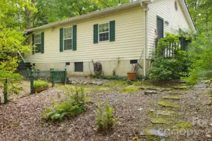 253 Royalwood Dr, Zirconia, NC 28790 - Photo 40