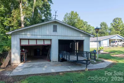 2661 Tiffany Street, Conover, NC 28613 - Photo 8