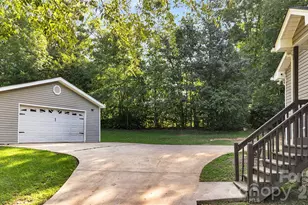 1636 Cedar Terrace Dr, Lancaster, SC 29720 - Photo 20