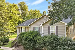 1636 Cedar Terrace Dr, Lancaster, SC 29720 - Photo 2