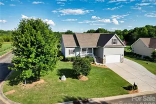 141 Logan Ridge Dr, Statesville, NC 28677 - Photo 4