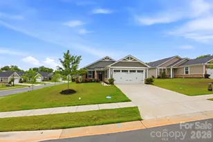 620 Grandiflora Ave, Lancaster, SC 29720 - Photo 2