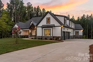 154 Emerald Crk Dr, Troutman, NC 28166 - Photo 2