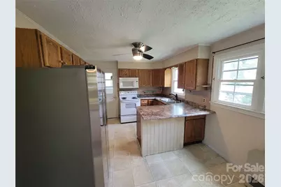 678 Brown Avenue, Waynesville, NC 28786 - Photo 16