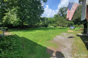 678 Brown Ave, Waynesville, NC 28786 - Photo 4