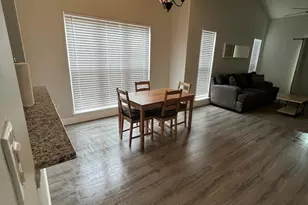 6431 Mallard View Ln, Charlotte, NC 28269 - Photo 6