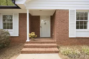1045 S Magnolia St, Mooresville, NC 28115 - Photo 6