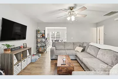 4732 Grasset Avenue, Charlotte, NC 28269 - Photo 6