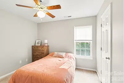 4732 Grasset Avenue, Charlotte, NC 28269 - Photo 18