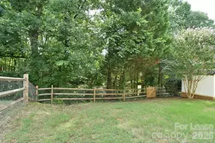 8715 Challenger Dr, Charlotte, NC 28213 - Photo 26