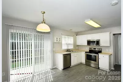 8715 Challenger Drive, Charlotte, NC 28213 - Photo 2