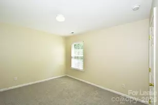 8715 Challenger Dr, Charlotte, NC 28213 - Photo 18