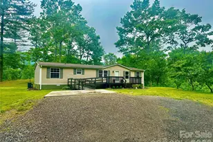 105 Satinwood Dr, Burnsville, NC 28714 - Photo 2