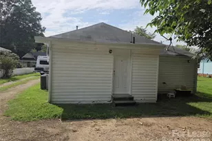 127 Maple St, Mooresville, NC 28115 - Photo 16