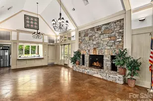 1126 Burnside Dr, Asheville, NC 28803 - Photo 46