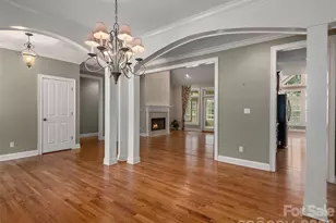 1126 Burnside Dr, Asheville, NC 28803 - Photo 10