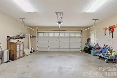 2918 24th Street Drive NE, Hickory, NC 28601 - Photo 28