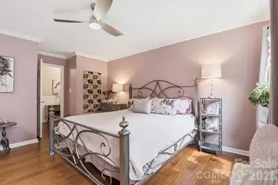 2918 24th Street Drive NE, Hickory, NC 28601 - Photo 12