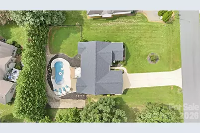 2918 24th Street Drive NE, Hickory, NC 28601 - Photo 30
