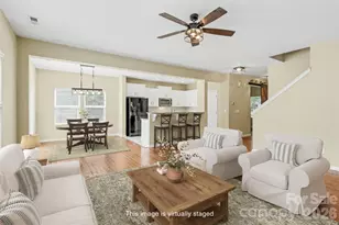 6814 Barefoot Forest Dr, Charlotte, NC 28269 - Photo 2