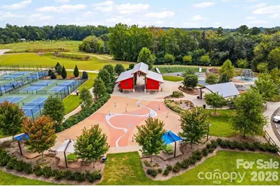 6814 Barefoot Forest Drive, Charlotte, NC 28269 - Photo 32