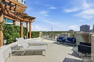 210 N Church St, Charlotte, NC 28202 - Photo 12