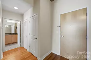 210 N Church St, Charlotte, NC 28202 - Photo 20