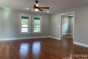200 E White St, Morganton, NC 28655 - Photo 8