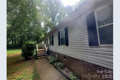 121 Sylvan Drive, Statesville, NC 28677 - Photo 2
