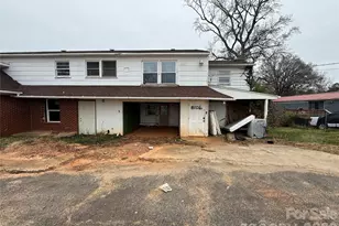 8106 Mt Holly Rd, Charlotte, NC 28214 - Photo 4