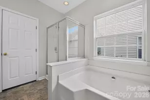 141 Crestwood Dr, Mount Holly, NC 28120 - Photo 16