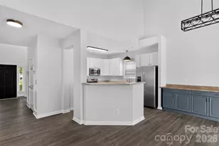 141 Crestwood Dr, Mount Holly, NC 28120 - Photo 6
