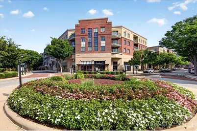 721 Governor Morrison Street #526, Charlotte, NC 28211 - Photo 2