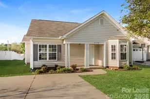 2170 Wexford Way, Statesville, NC 28625 - Photo 2