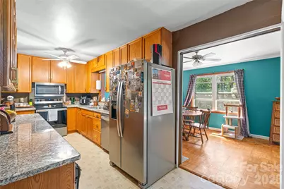 1025 Old US 70 Highway, Black Mountain, NC 28711 - Photo 14